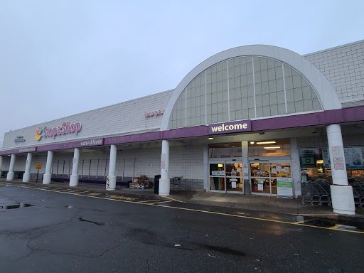 Grocery Store «Super Stop & Shop», reviews and photos, 20 Washington Ave, Dumont, NJ 07628, USA