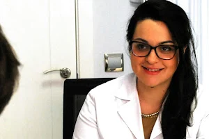 Dra. María Salazar Nievas, Dermatóloga image