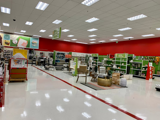 Department Store «Target», reviews and photos, 420 S University Ave, Little Rock, AR 72205, USA