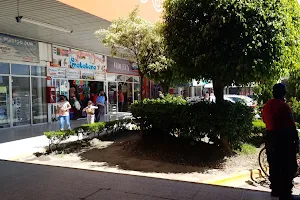Plaza Xilotzingo image
