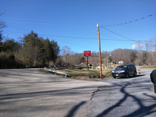 Grocery Store «Natural Bridge General Store», reviews and photos, 593 Wert Faulkner Hwy, Natural Bridge Station, VA 24579, USA
