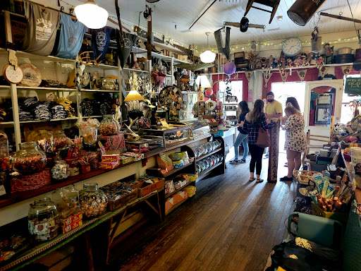 General Store «Rabbit Hash General Store», reviews and photos, 10021 Lower River Rd, Burlington, KY 41005, USA