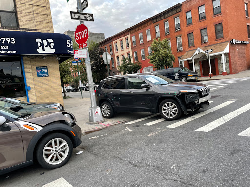 Auto Body Shop «G&B Collision Center», reviews and photos, 569 Grand Ave, Brooklyn, NY 11238, USA