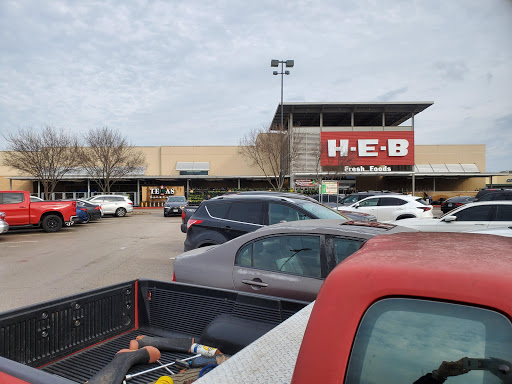 Grocery Store «H-E-B plus!», reviews and photos, 800 Dallas Hwy, Waxahachie, TX 75165, USA