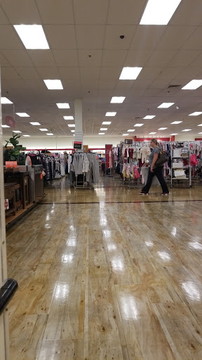 Department Store «T.J. Maxx», reviews and photos, 6140 Glenway Ave, Cincinnati, OH 45211, USA