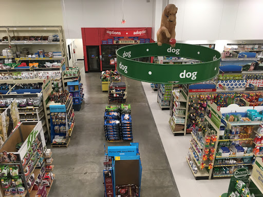 Pet Supply Store «PetSmart», reviews and photos, 6807 W Canal Dr, Kennewick, WA 99336, USA