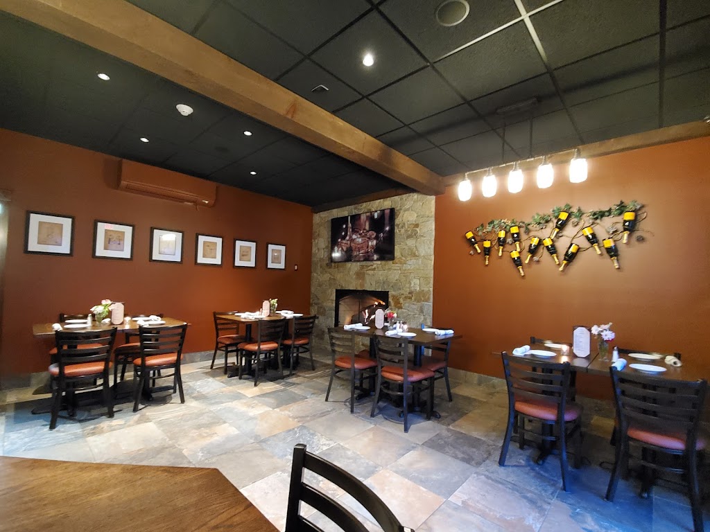 Barrel & Vine Bistro & Bar 06037