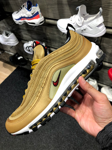 Sporting Goods Store «Nike Seattle», reviews and photos, 1500 6th Ave, Seattle, WA 98101, USA