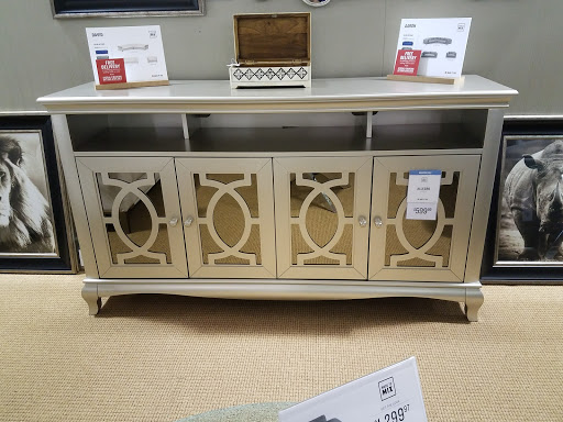 Furniture Store «Value City Furniture», reviews and photos, 94 W Kemper Rd, Springdale, OH 45246, USA