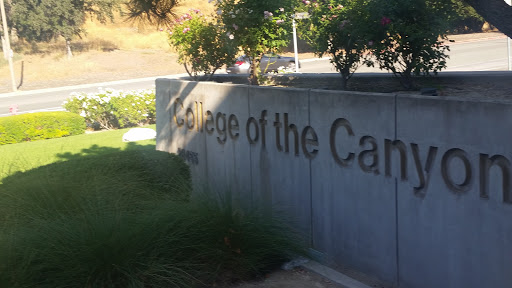 Performing Arts Theater «Santa Clarita Performing Arts Center at College of the Canyons», reviews and photos, 26455 Rockwell Canyon Rd, Santa Clarita, CA 91355, USA