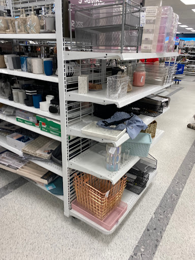 Clothing Store «Ross Dress for Less», reviews and photos, 46301 Potomac Run Plaza, Sterling, VA 20164, USA