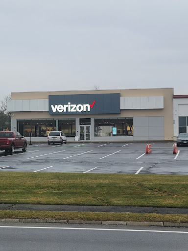 Cell Phone Store «Verizon», reviews and photos, 1212 S Washington St, North Attleborough, MA 02760, USA