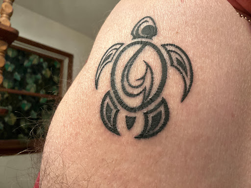 Explore father tattoo ideas for daughter, creative tattoo ideas in Honolulu, available at Black Palette Tattoo & Piercing