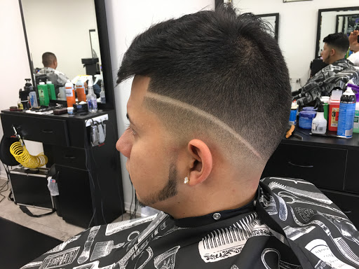 Barber Shop «Miami Fade Master Barber Shop», reviews and photos, 1736 Atlanta Hwy #300, Gainesville, GA 30504, USA