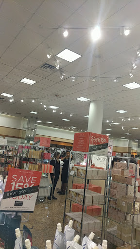 Department Store «Century 21 Department Store», reviews and photos, 1 N Park Pl, Morristown, NJ 07960, USA