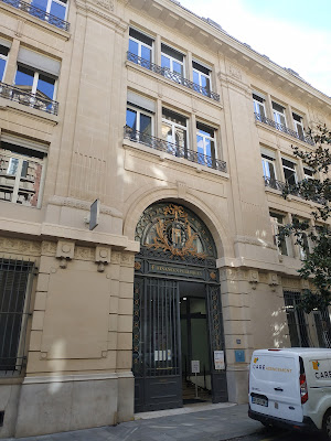 Centre des Impôts à Paris