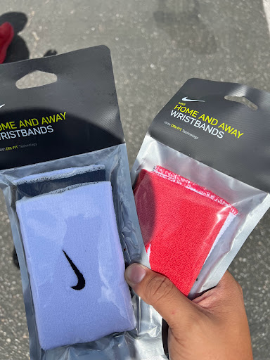 Sporting Goods Store «Big 5 Sporting Goods - Bakersfield», reviews and photos, 3203 Mall View Rd, Bakersfield, CA 93306, USA