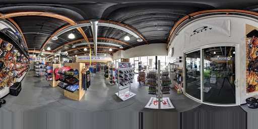 Sportswear Store «Between The Lines», reviews and photos, 13802 N Scottsdale Rd #127, Scottsdale, AZ 85254, USA