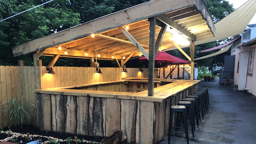 Lorenzo Pizza Kitchen And Wine Bar 18235