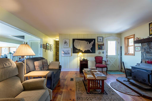 Real Estate Agency «RE/MAX Group One REALTORS», reviews and photos, 306 S Main St, Norwich, VT 05055, USA