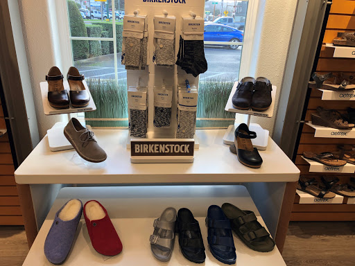 Shoe Store «Coastal Shoes», reviews and photos, 1317 NW U.S. 101, Lincoln City, OR 97367, USA