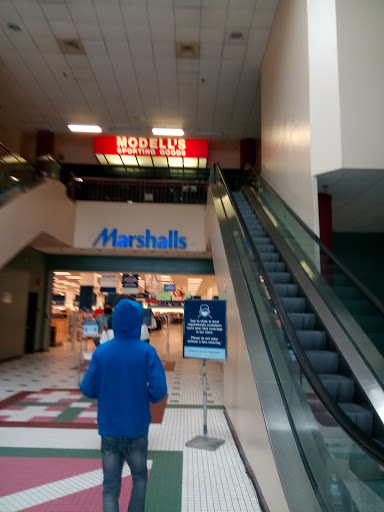 Department Store «Marshalls», reviews and photos, 122 Park Ave, Willow Grove, PA 19090, USA