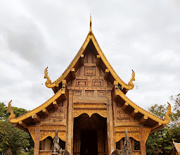 Wat Phra Singh Woramahawihan photo