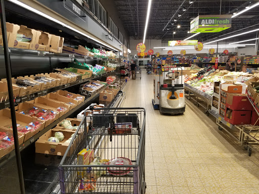 Supermarket «ALDI», reviews and photos, 5038 Highland Rd, Waterford Twp, MI 48327, USA