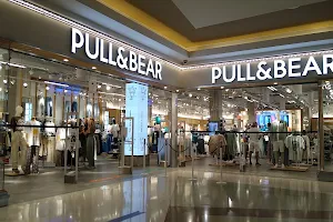 Pull&Bear image