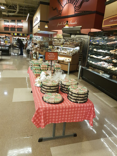 Grocery Store «Hannaford Supermarket», reviews and photos, 773 Stillwater Ave, Bangor, ME 04401, USA