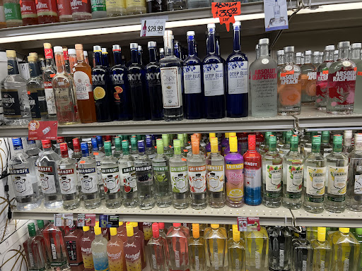 Liquor Store «Sunshine Liquor», reviews and photos, 701 Motter Ave, Frederick, MD 21701, USA