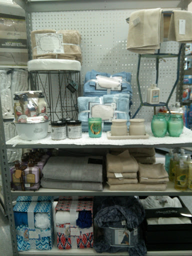 Home Goods Store «Tuesday Morning», reviews and photos, 1725 N Dysart Rd, Avondale, AZ 85392, USA