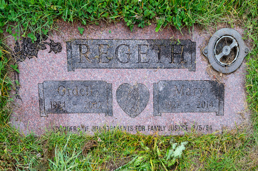 Funeral Home «Sunset Hills Cemetery, Funeral Home & Crematorium», reviews and photos, 4810 Willamette St, Eugene, OR 97405, USA