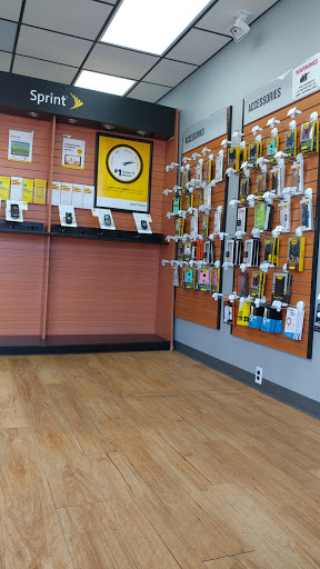 Cell Phone Store «Sprint Store», reviews and photos, 27a W Merrick Rd, Freeport, NY 11520, USA