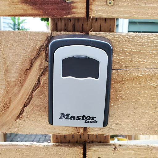 Locksmith «Seattle Locksmith & Security», reviews and photos, 3214 Rainier Ave S, Seattle, WA 98144, USA