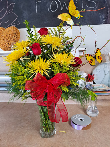 Florist «Finer Flowers», reviews and photos, 645 E Landis Ave, Vineland, NJ 08360, USA