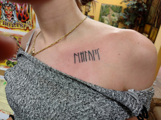 Tattoo Shop «Island Avenue Tattoo Co», reviews and photos, 715 Island Ave, McKees Rocks, PA 15136, USA