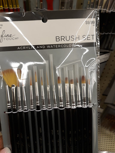 Craft Store «Hobby Lobby», reviews and photos, 200 S Randall Rd, Elgin, IL 60123, USA