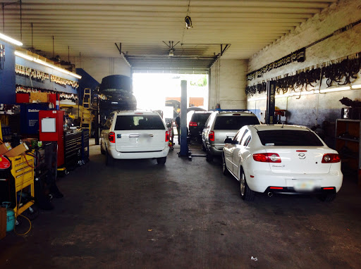 Auto Repair Shop «Bud & Mack Auto Repairs», reviews and photos, 5832 Washington St, Hollywood, FL 33023, USA