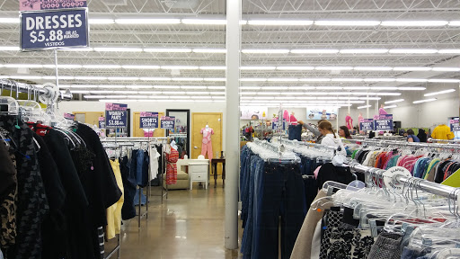 Goodwill Store, 3202 7th Ave, Marion, IA 52302, Thrift Store