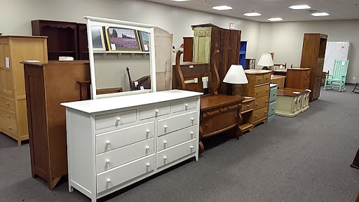 Consignment Shop «Furniture City Consignment», reviews and photos, 3555 Lake Eastbrook Blvd SE, Grand Rapids, MI 49546, USA