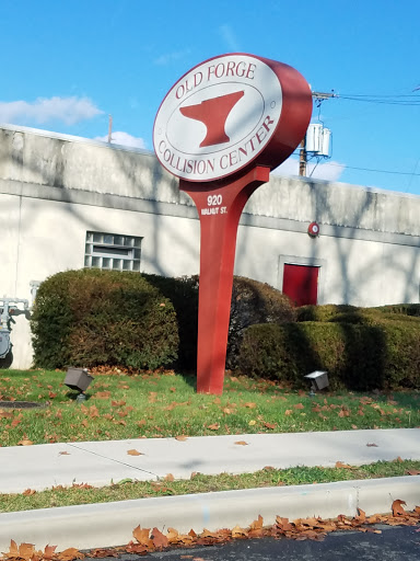 Auto Body Shop «Old Forge Collision Center», reviews and photos, 920 Walnut St, Lansdale, PA 19446, USA