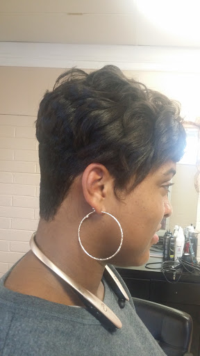 Hair Salon «Dominican Hair Salon», reviews and photos, 4409 N Tryon St G, Charlotte, NC 28213, USA