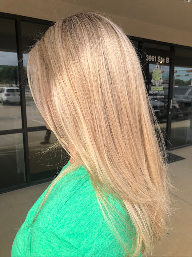 Hair Salon «Salon Rene & Pink Gypsy Boutique», reviews and photos, 3961 FM2181, Corinth, TX 76210, USA