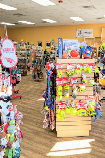Pet Supply Store «Leash on Life, Pet Supplies», reviews and photos, 650 Pacha Pkwy #5, North Liberty, IA 52317, USA