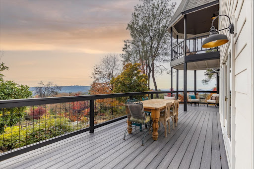 Nicole Spencer, Realtor image