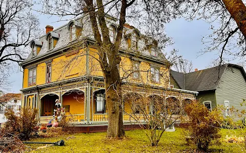 Beaconsfield Historic House image