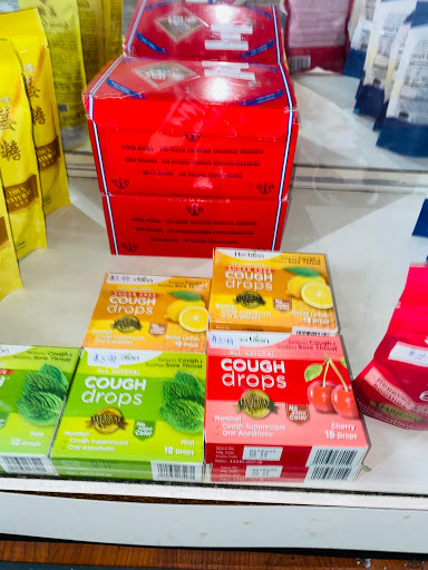 Health Food Store «New Life Health Foods», reviews and photos, 3141 W Roosevelt Rd, Chicago, IL 60612, USA