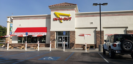 Shopping Mall «The Shops @ Fort Union», reviews and photos, 900 Fort Union Blvd, Midvale, UT 84047, USA