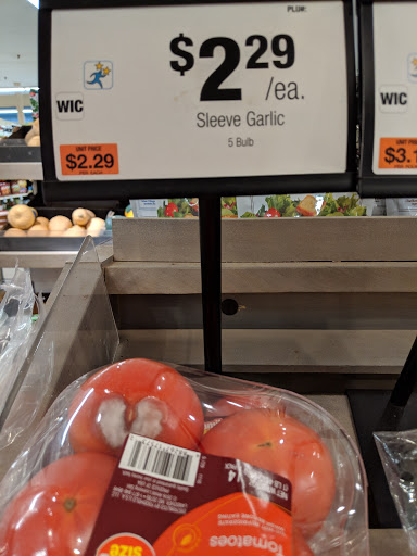 Grocery Store «Stop & Shop», reviews and photos, 4055 Merrick Rd, Seaford, NY 11783, USA